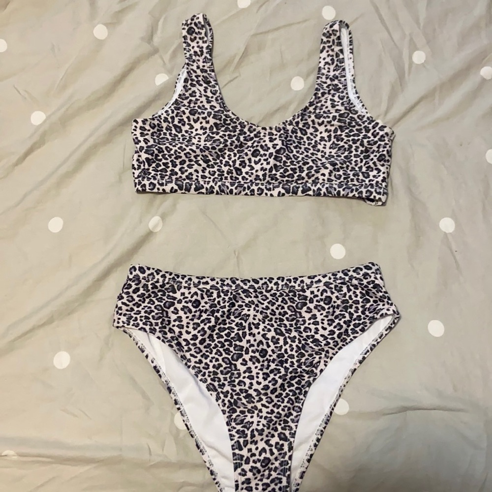 Shekini high-waisted bathing suit